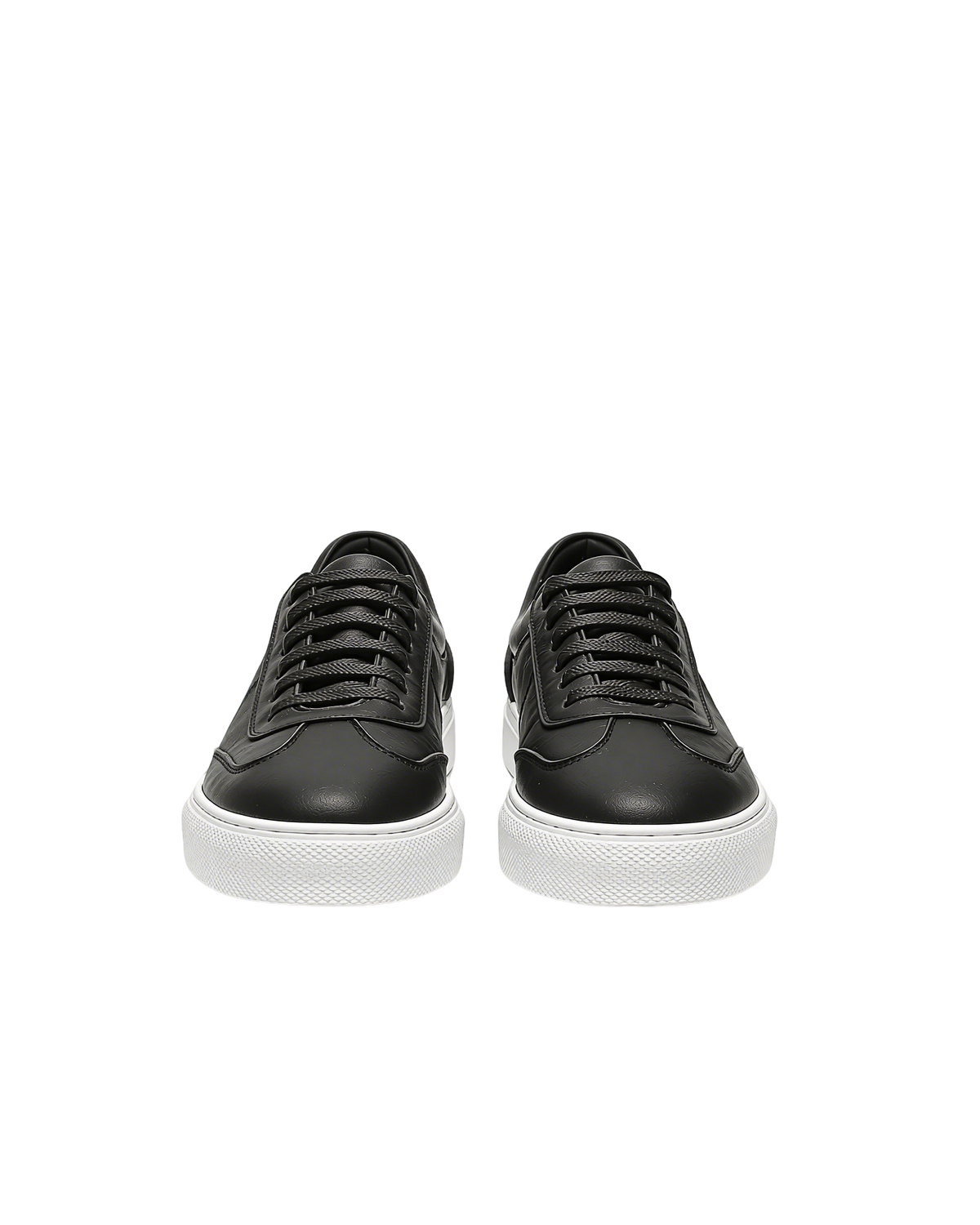 Classic Leather Low-Top Sneaker
